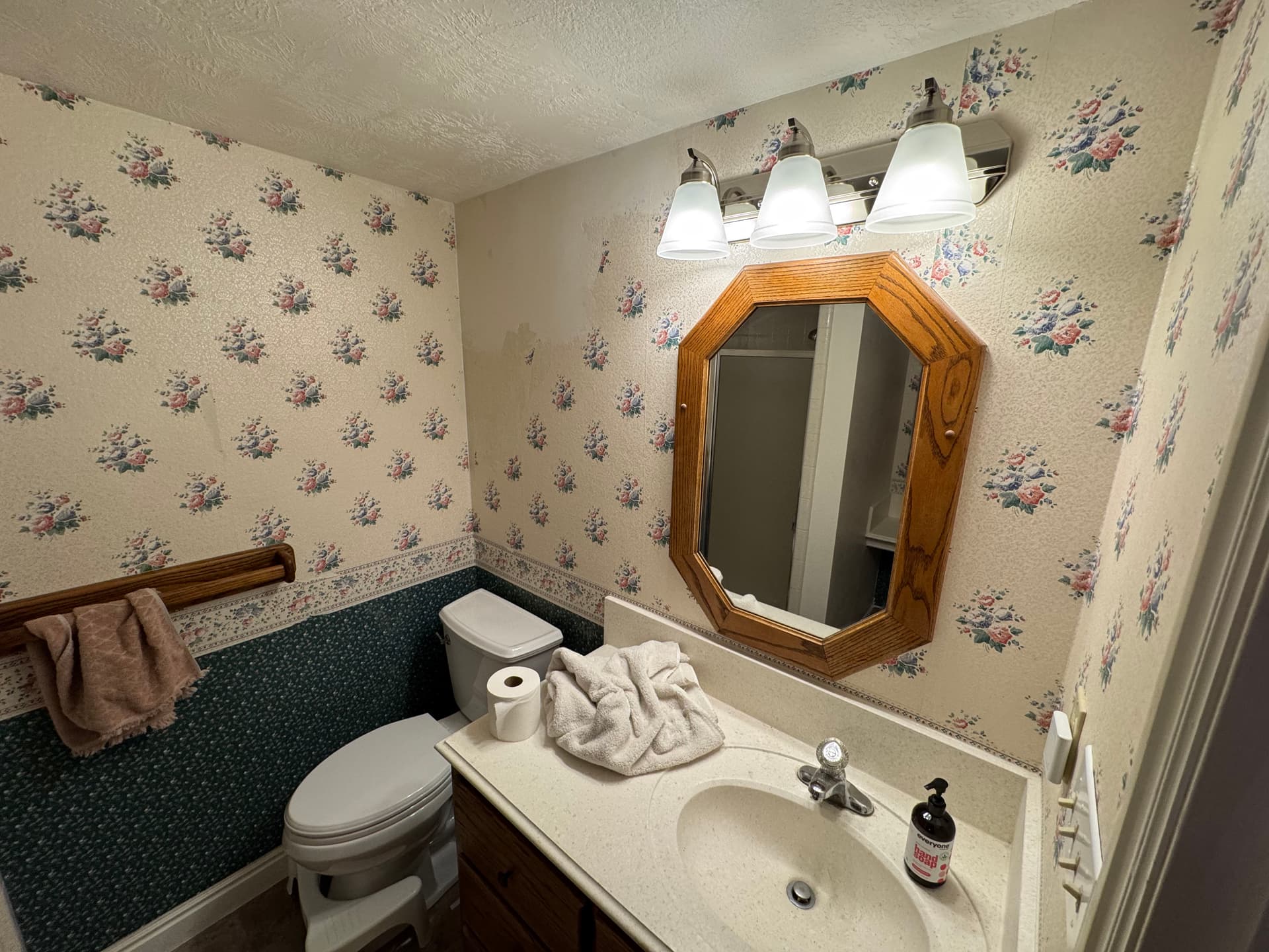 Gallery photos for Full Bathroom Remodel That Actually Changed How the Space Works: Image #5