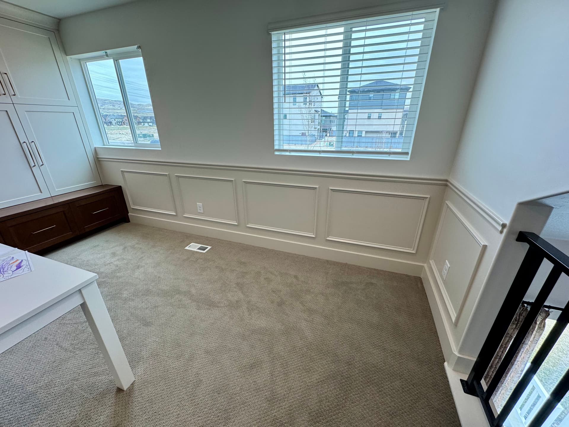 Gallery photos for Updated Entryway, Bathroom and Play Area with Fresh Finish Trim: Image #6