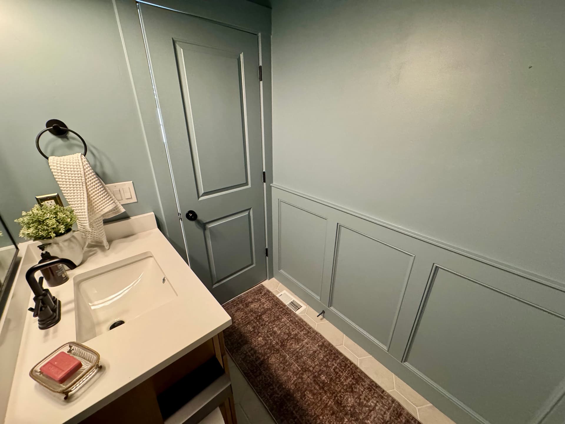 Gallery photos for Updated Entryway, Bathroom and Play Area with Fresh Finish Trim: Image #5