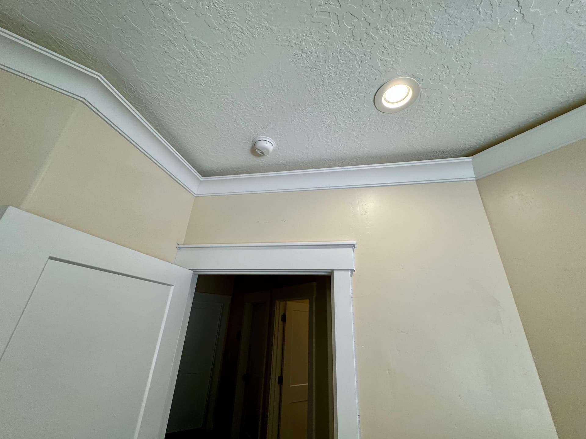 Gallery photos for Crown Moulding Install Ready for LED Lighting: Image #2